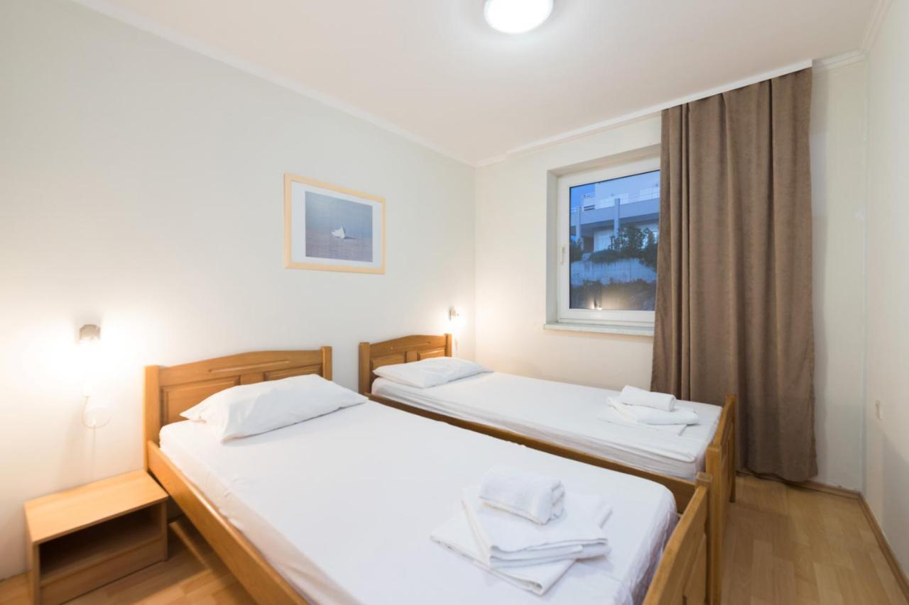 Hotel Rooms Roccia Novigrad  المظهر الخارجي الصورة