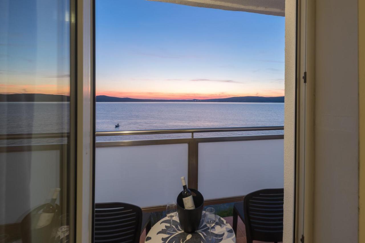 Hotel Rooms Roccia Novigrad  المظهر الخارجي الصورة