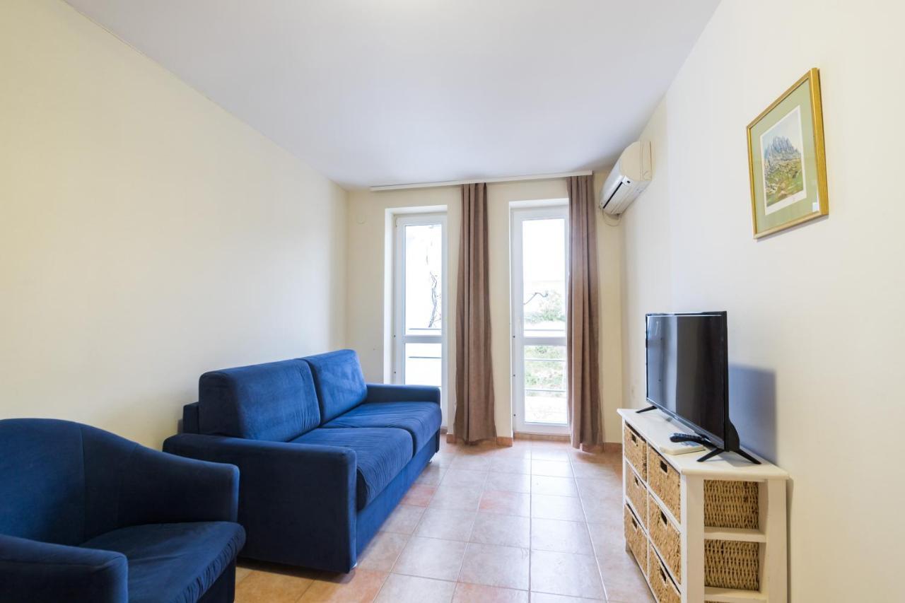 Hotel Rooms Roccia Novigrad  المظهر الخارجي الصورة